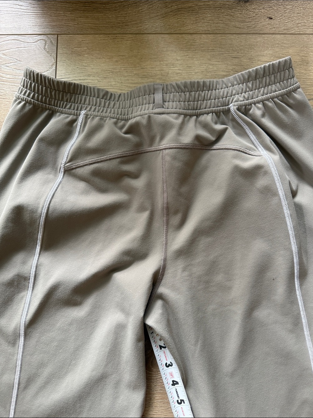 lululemon Define Mid-Rise Track Pant - Picture 12 of 15